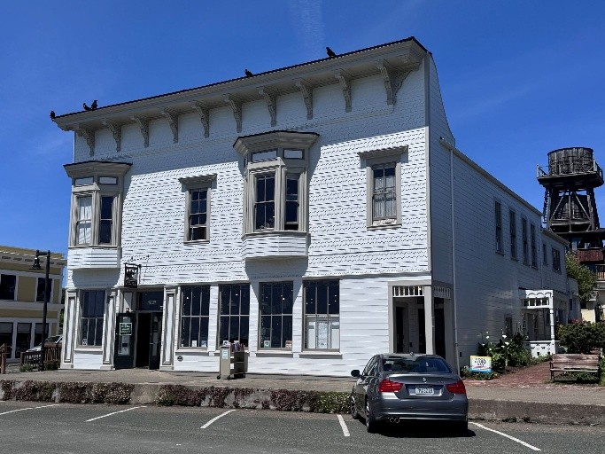 Gallery Bookshop / Jarvis-Nichols Building — archival photograph, Fort Bragg, California