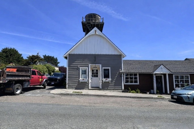 L.A. Hyder Gallery — archival photograph, Fort Bragg, California