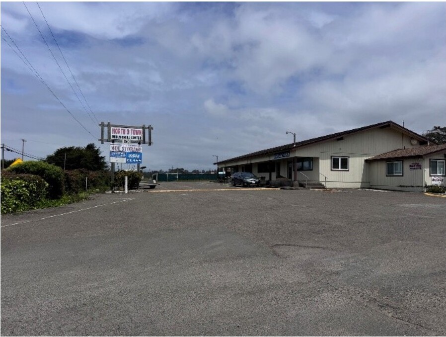 North O' Town Industrial Center — archival photograph, Fort Bragg, California