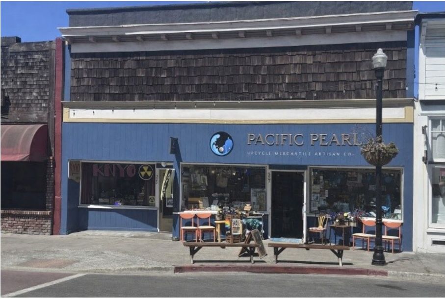 Pacific Pearl / KNYO Radio / Coast Cleaners — archival photograph, Fort Bragg, California