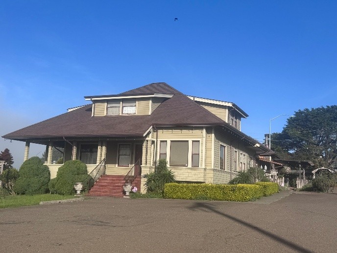 Todd Farm House — archival photograph, Fort Bragg, California