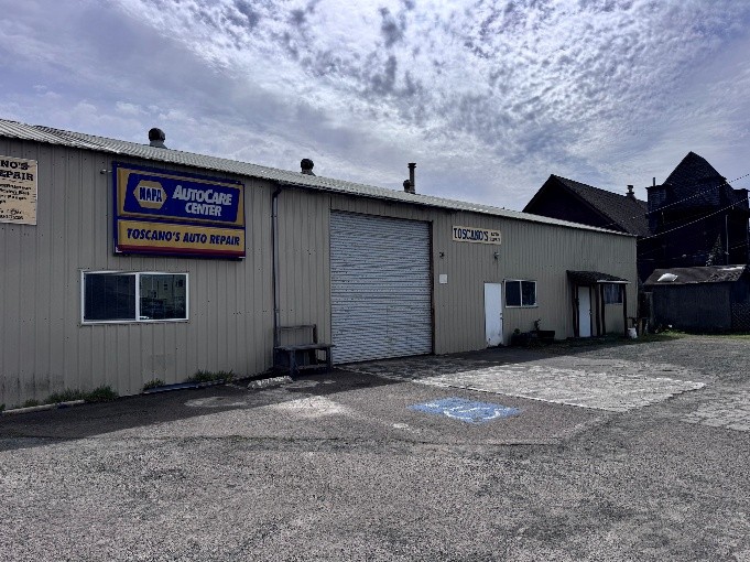 Toscano's Auto Repair — archival photograph, Fort Bragg, California